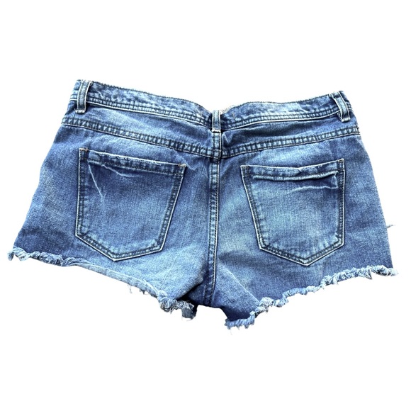 FREE PEOPLE Cutoff Denim Short Raw Hem, Button-up Fly, Side Slits, Boyfriend Fit - Picture 3 of 11